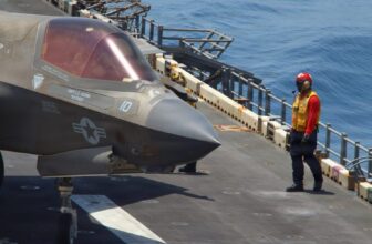 Markets dip as US-Iran ceasefire goes nowhere, leaving Trump with a military option to reopen Hormuz